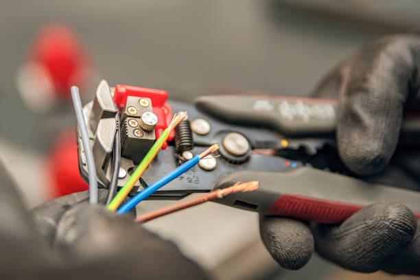 Best Emergency Electrical Repair  in Palmyra, MO